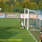 Sestupové vody pomalu zatékají do táborské fotbalové lodě