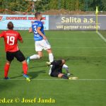 Sestupové vody pomalu zatékají do táborské fotbalové lodě