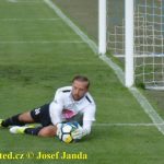 Sestupové vody pomalu zatékají do táborské fotbalové lodě