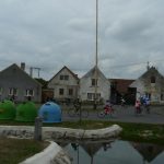 Originální prevence. Policisté jeli s dětmi na kole do terénu