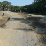 Bikeři mají nový park, adrenalin si užívají