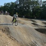Bikeři mají nový park, adrenalin si užívají