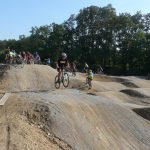 Bikeři mají nový park, adrenalin si užívají