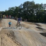 Bikeři mají nový park, adrenalin si užívají