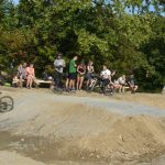 Bikeři mají nový park, adrenalin si užívají