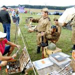 Setkání s armádou si v Chýnově nenechaly ujít stovky lidí