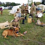 Setkání s armádou si v Chýnově nenechaly ujít stovky lidí