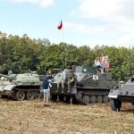 Setkání s armádou si v Chýnově nenechaly ujít stovky lidí