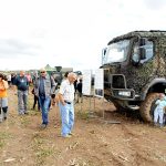 Setkání s armádou si v Chýnově nenechaly ujít stovky lidí