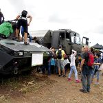 Setkání s armádou si v Chýnově nenechaly ujít stovky lidí