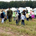 Setkání s armádou si v Chýnově nenechaly ujít stovky lidí