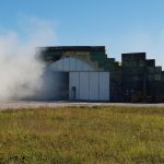 Cvičení prověřilo letištní hasiče při požáru letadla v hangáru