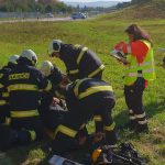 Cvičení prověřilo letištní hasiče při požáru letadla v hangáru