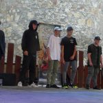 Lidé přišli strakonické knihovně popřát navzdory dešti