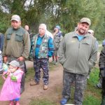 Rybář Jaroslav Mikeš z Opařan putovní pohár přivezl a zas odvezl