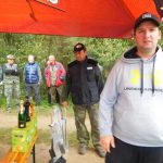 Rybář Jaroslav Mikeš z Opařan putovní pohár přivezl a zas odvezl