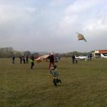 Na soběslavském letišti si dali dostaveníčko letadla a draci
