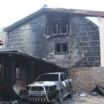 Ve Stožicích u Vodňan v noci na sobotu shořela pergola a čtyři auta. Škoda je sedm milionů
