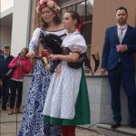 Maorská skupina předvedla rituální bojový tanec a zazpívala Škoda lásky