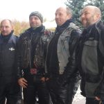Stovka motorkářů zakopala pincka společně s Motobobry