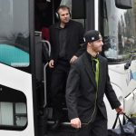 Balvanům sváteční oblečení štěstí nepřineslo