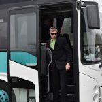 Balvanům sváteční oblečení štěstí nepřineslo