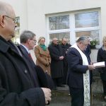 Kardinál Duka požehnal vozu pro dětskou psychiatrickou nemocnici od Petra Čtvrtníčka