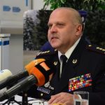 Mrazivé střípky tragického rána: Do bytu v Boru vrazila zásahovka, smrtelně zraněné ženy bojovaly o život