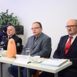 Mrazivé střípky tragického rána: Do bytu v Boru vrazila zásahovka, smrtelně zraněné ženy bojovaly o život