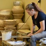 V Bechyni studenti soutěží v točení keramiky. Prvenství zůstalo doma!