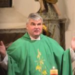Svatohuberstkou mši v Oslově sledoval zaplněný kostel
