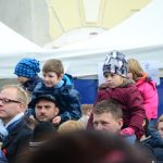 Martin na bílém koni přilákal babí léto a obrovský dav diváků