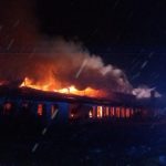 S obrovským požárem truhlárny bojovalo deset cisteren. Škoda přesáhne 20 milionů