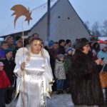 V Křenovicích zahájili advent živým betlémem. Účinkoval i sedmitýdenní Ježíšek