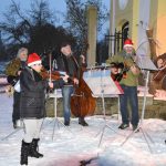 V Křenovicích zahájili advent živým betlémem. Účinkoval i sedmitýdenní Ježíšek