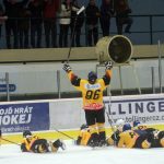 Hokejisté Božetic věnovali skalp sezony Janu Stejskalovi