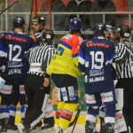 Bláznivá přestřelka se šťastným koncem, Motor vybojoval alespoň dva body