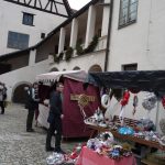 Malá ochutnávka z adventních trhů ve Strakonicích. Dnes na hrad přišli čerti, zítra bude živý betlém