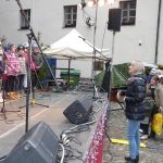 Malá ochutnávka z adventních trhů ve Strakonicích. Dnes na hrad přišli čerti, zítra bude živý betlém