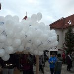 Malá ochutnávka z adventních trhů ve Strakonicích. Dnes na hrad přišli čerti, zítra bude živý betlém
