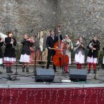 Malá ochutnávka z adventních trhů ve Strakonicích. Dnes na hrad přišli čerti, zítra bude živý betlém
