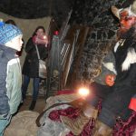 Malá ochutnávka z adventních trhů ve Strakonicích. Dnes na hrad přišli čerti, zítra bude živý betlém