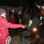 Malá ochutnávka z adventních trhů ve Strakonicích. Dnes na hrad přišli čerti, zítra bude živý betlém