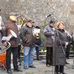 Malá ochutnávka z adventních trhů ve Strakonicích. Dnes na hrad přišli čerti, zítra bude živý betlém