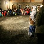 Nádherný živý betlém s Boučkem a anděly pod vimperskou zvonicí