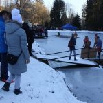 Vimperk měl konečně krytý bazén. Koupali se v něm otužilci