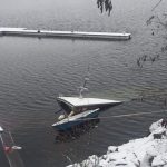 Extrémní zásah hasičů: Dvacet hodin zachraňovali na Orlíku houseboat