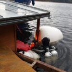 Extrémní zásah hasičů: Dvacet hodin zachraňovali na Orlíku houseboat