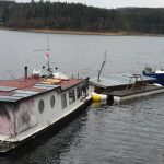 Extrémní zásah hasičů: Dvacet hodin zachraňovali na Orlíku houseboat