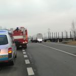 Dodávka narazila zezadu do návěsu. Pro řidiče letěl vrtulník